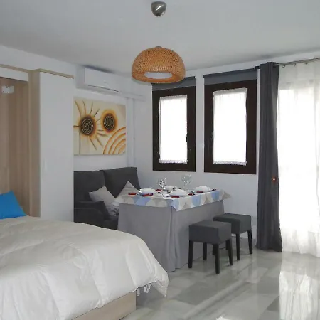 Pueblo Blanco Apartamento